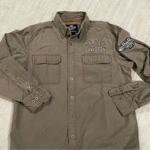 Harley Davidson long sleeve button down. Size L 100% cotton